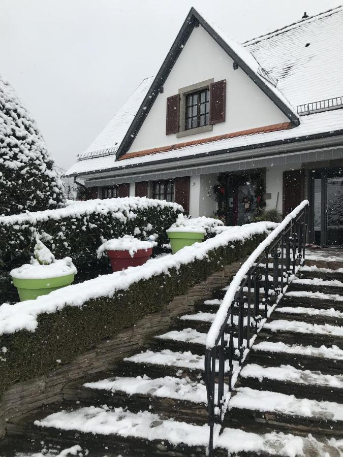 오트로 레 샹브르 셰 크리스틴 B&B 외부 사진