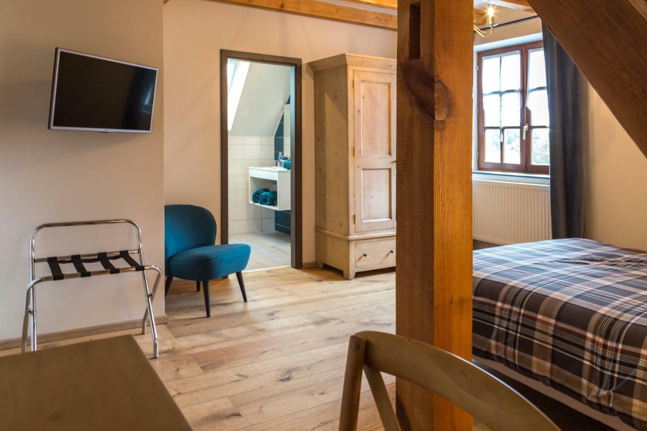 오트로 레 샹브르 셰 크리스틴 B&B 외부 사진