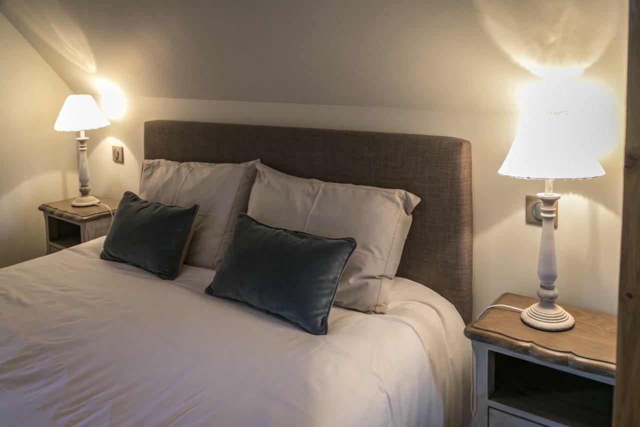 오트로 레 샹브르 셰 크리스틴 B&B 외부 사진